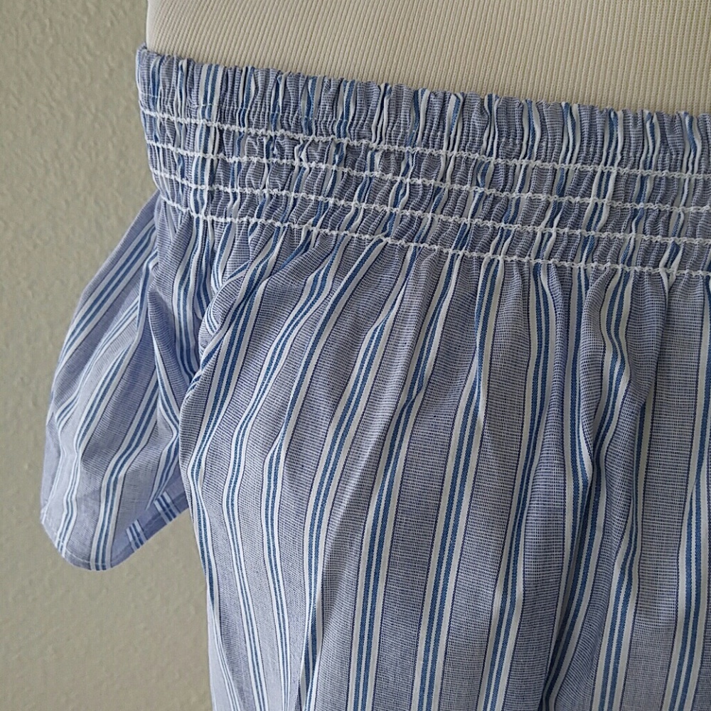 Off the shoulder striped top - Picture 3 of 4